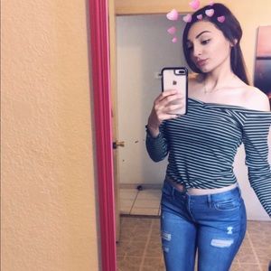 Meet your Posher, Cassandra